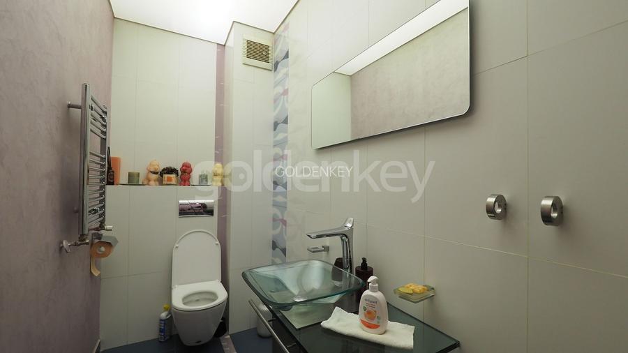 Apartament spatios cu 4 camere, 3 bai | 250mpc | 2 garaje - 6