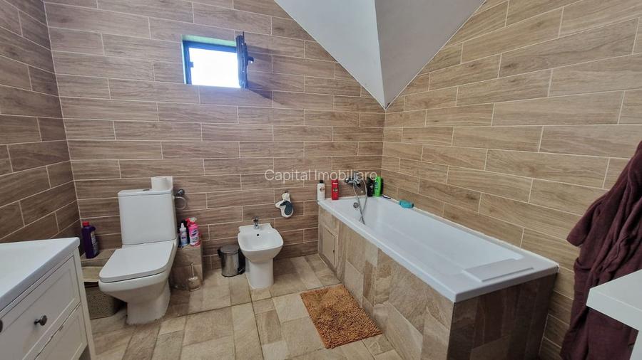 Casă spațioasă cu 4 camere plus teren 5 ari, Baia Mare - 157.000€ - 13