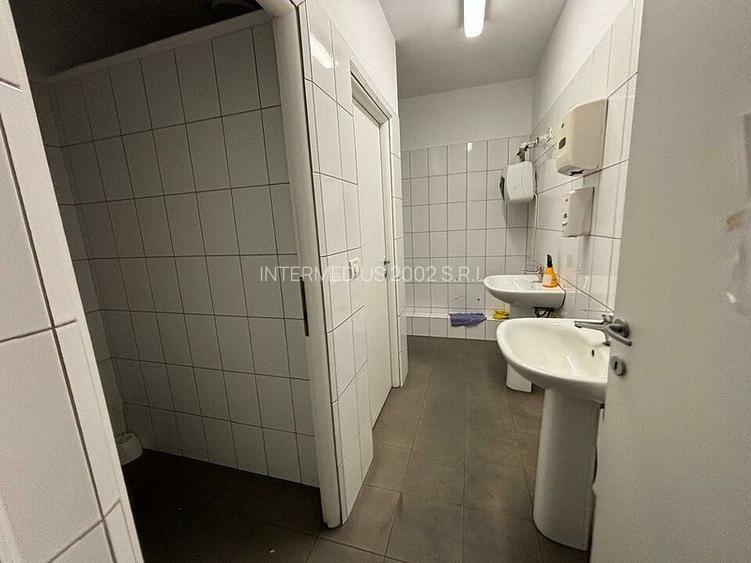 Hala industrial de 2000 mp cu autorizatie ISU Cat D - 9