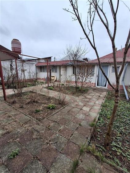 CASA DE VANZARE SATUL CATOLIC CARTIER 6 MARTIE ONESTI - 19