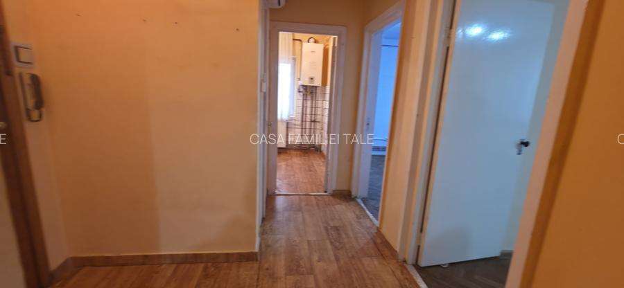 71.000 euro !2 camere ..decomandat..Gh.Lazar-McDonald's - 7