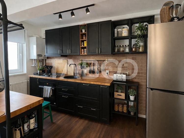 Penthouse de vanzare ulilat si mobilat cu terasa de 55 mp in Turnisor - 2