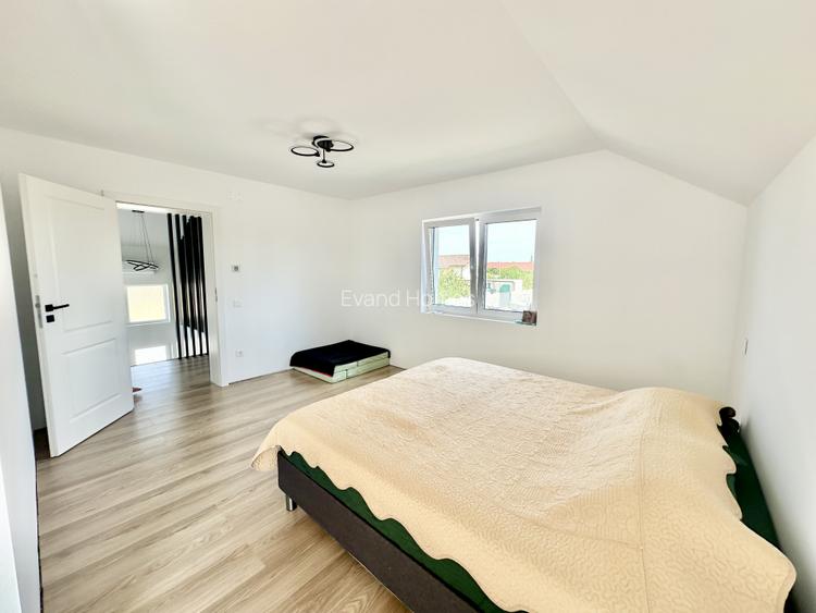 Casa individuala cu 5 camere - 190 mp utili - Zona centrala Mosnita Veche  - 11