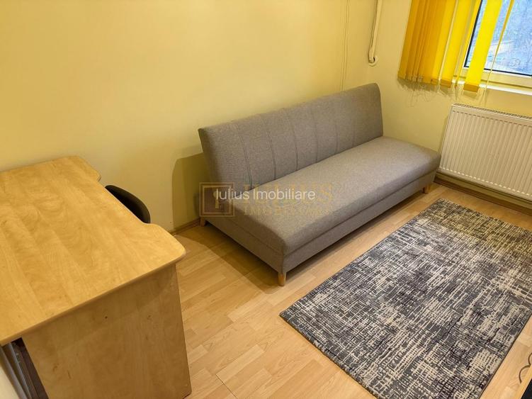 3 camere,  zona Lunei-Complexul Studentesc, la 3 minute de facultatea FEAA - 3
