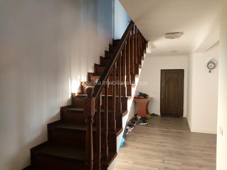 Casa noua la Tulbureni P+E+M - 9