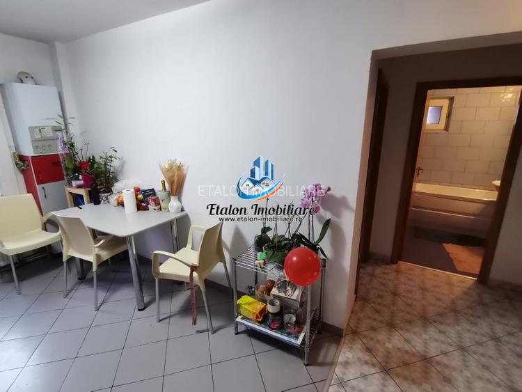 Apartament 2 camere, etaj 1, Bdul Decebal, Precista - 4