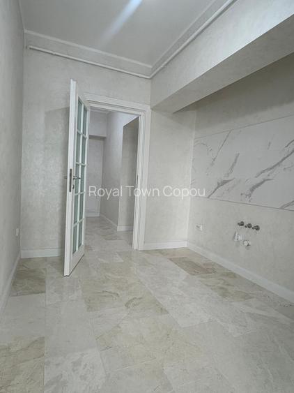 Apartament nemobilat de inchiriat cu 2 camere decomandat- Royal Town - 4