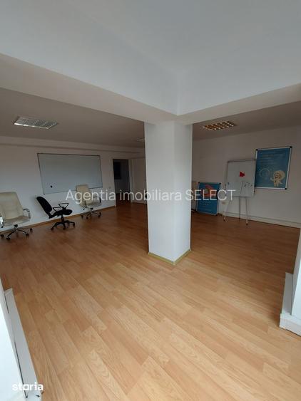 Spatiu 4 camere decomandat - 7