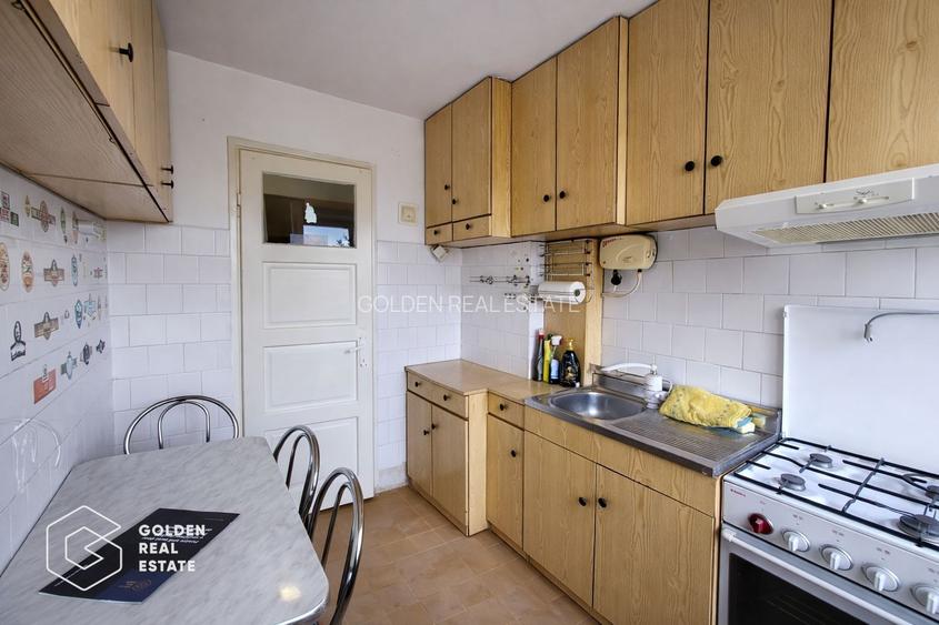 Apartament 3 camere, etaj 3, oras Lipova - 7