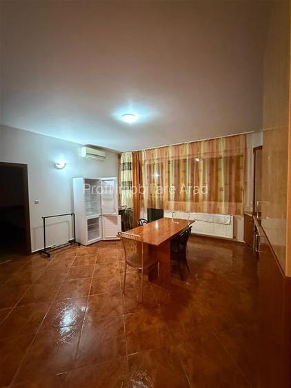 Inchiriez apartament 2 camere cu loc de parcare inclus, Ared Uta - 8