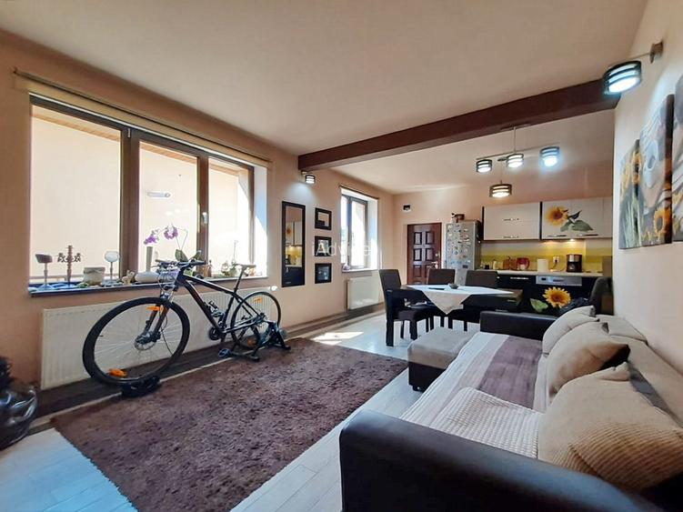 Apartament 3 Camere Vanzare - Centrul Istoric - 3