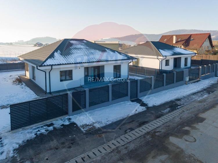 Casa 4 camere-594 mp teren,  construcție noua-Harman - 23