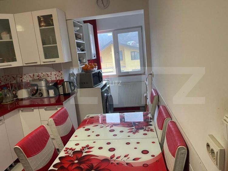 Cladire pe cadre pretabil clinica/comercial  in Bucium langa  Family Market - 8