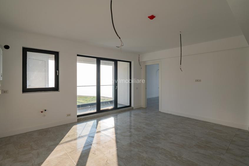 2 camere Mamaia | Private Lake- bloc 2025| Vedere frontală la lac, la 5 m de apa - 10