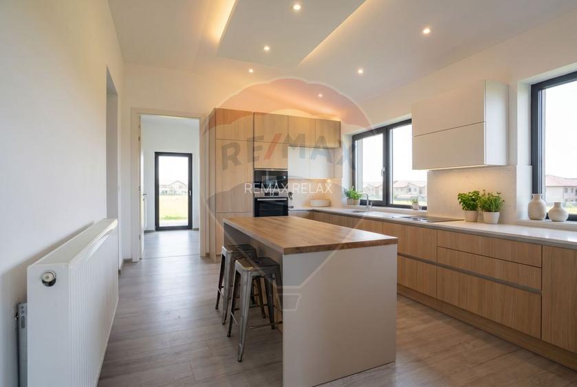 Duplex cu spații multifuncționale I 7 locuri de parcare I 0% Comision - 5