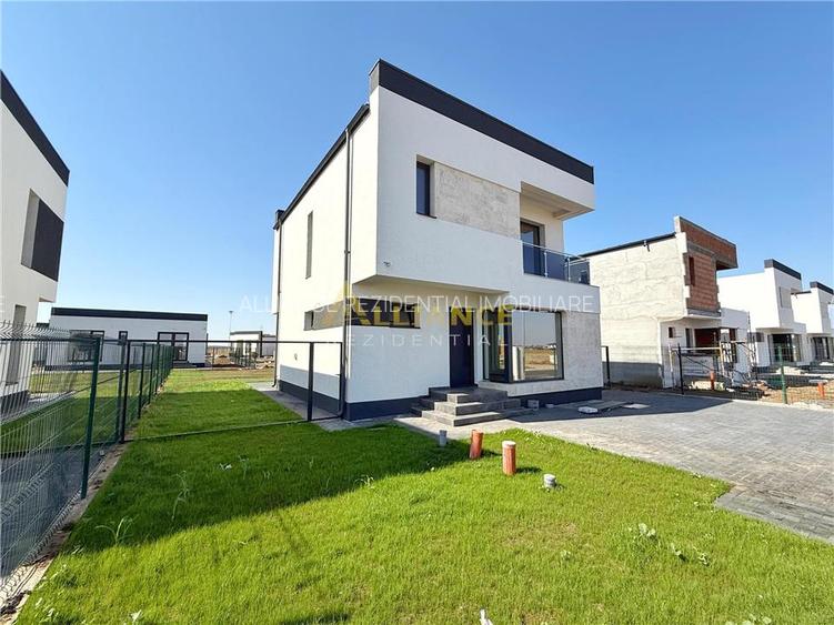 Vila individuala P+1E - 4 camere 3 bai - 350mp teren - 2 minute STV - 2