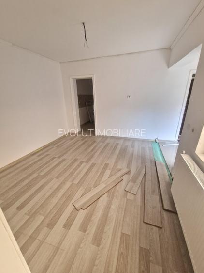 Medeea Casa parter de vanzare 5 camere - 2