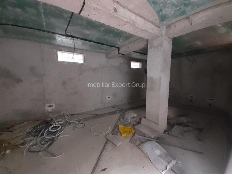 Cladire birouri D+P+E+M in zona Titan - 11