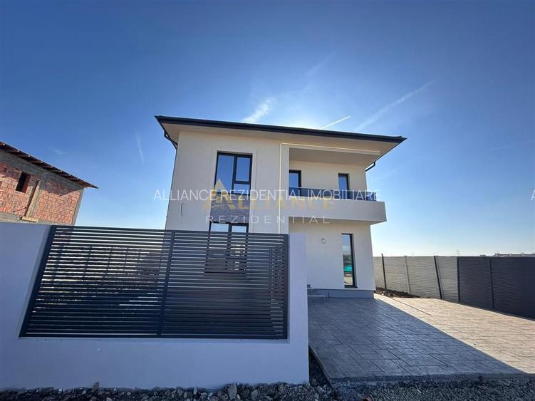 Casa Individuala de vanzare - Teren 350 mp | 4 camere - 3 bai - 2