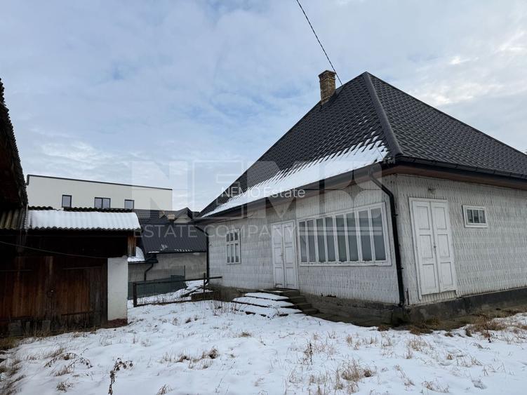 Proprietate de vânzare cu două case | Teren 1.500 mp | Bivolărie - 20