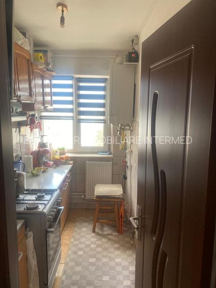 Apartament 2 camere de vanzare zona KM 4-5 - 8