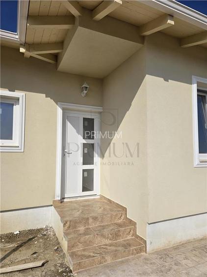 Duplex pe plan - zona linistita - personalizare interioara - 3