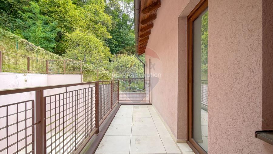 PENTHOUSE UNIC CU 168 MP UTILI SI 189 MP DE TERASE |SCHEII BRASOVULUI - 11