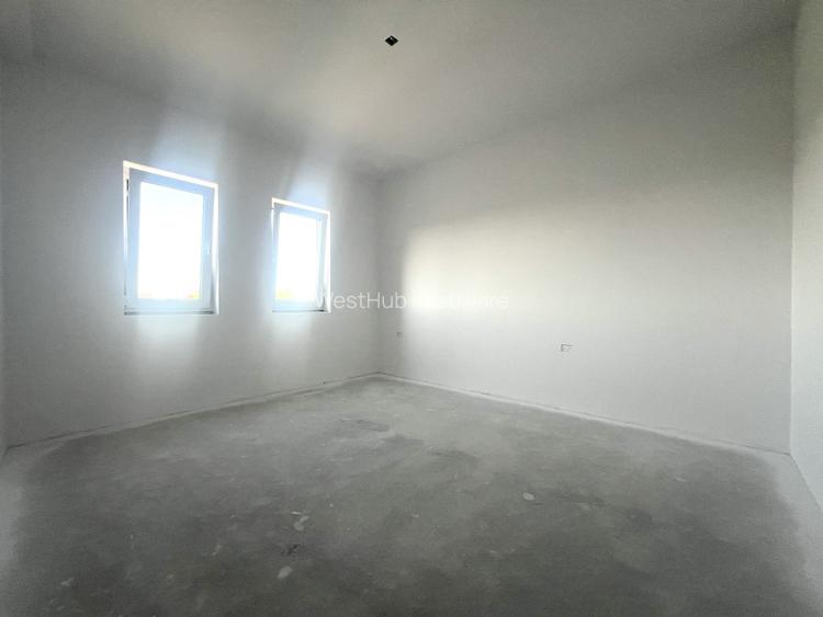 Triplex, 3 camere, 85mp utili, 320mp teren, curent trifazic - Sacalaz - 5