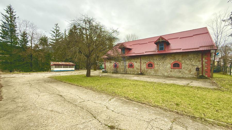 Teren+Cladire - Fostul Padoc al Casei Regale a Romaniei din Busteni - 14