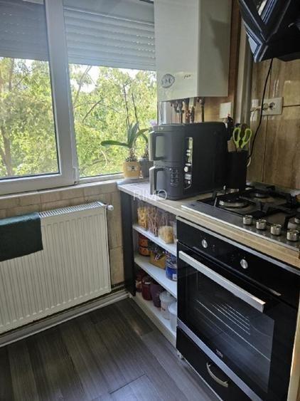 Apartament 3 camere Decomandat - 10
