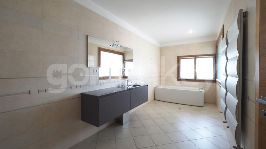 Vila moderna mobilata cu 5 camere | piscina - 18