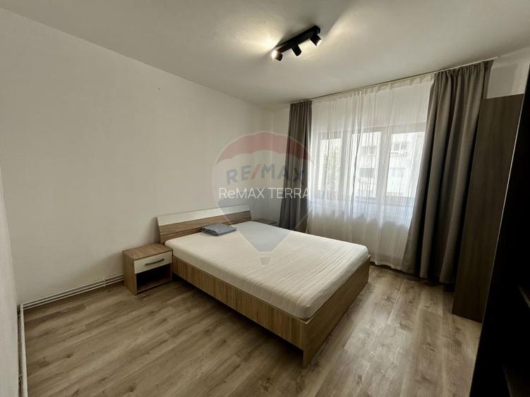 Apartament cu 3 camere de închiriat în zona Sasar - 7
