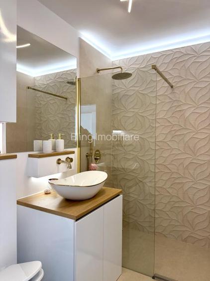 Apartament la cheie , 2 camere+balcon,etaj intermediar - 11