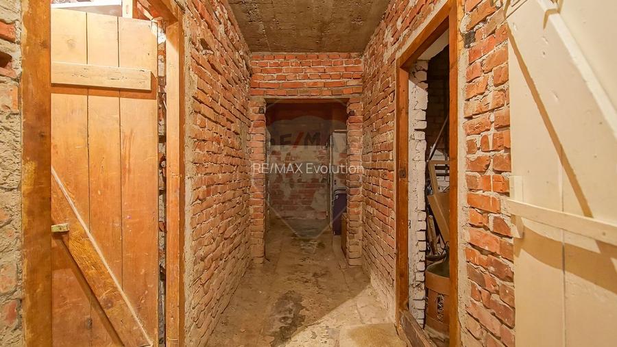 Apartament cu potențial investițional pe Dealul Cetății – Brasov - 14