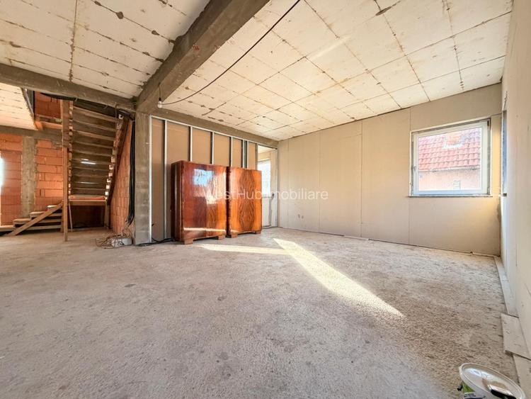 Casa 12 camere, 320 mp utili, teren 1500 mp - GATAIA - 12