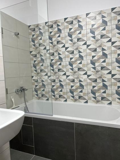 Locatie privilegiata: La ISHO  cel mai  renumit bloc central - 9