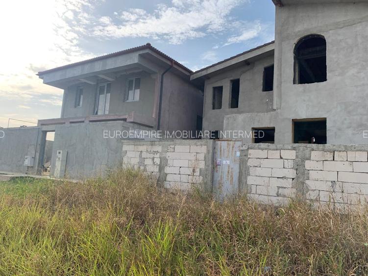 Vila Localitatea  Ovidiu zona Academia Hagi - 4