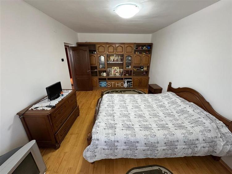 Apartament 3 camere, mobilat si utilat, ultracentral, etaj 9/10 - 8