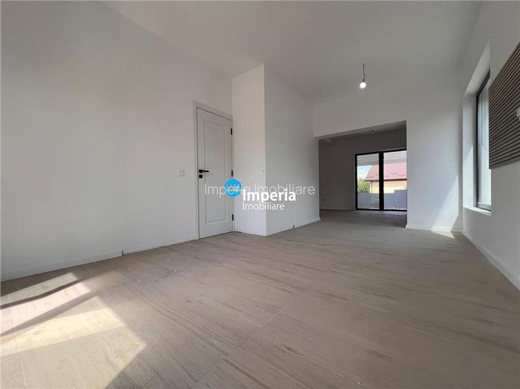 Vila P+E 132 mu,  380 teren, TransAnapet Miroslava - 12