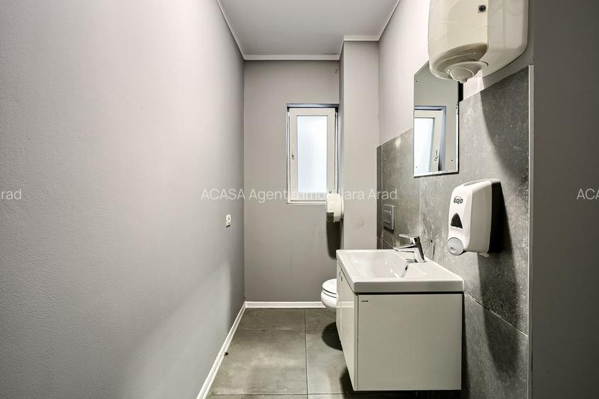 De vânzare spațiu de birouri ultracentral Arad Plazza - 8