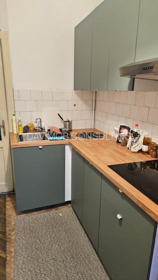 Apartament de 2 camere decomandat in Blocul Patria - 8