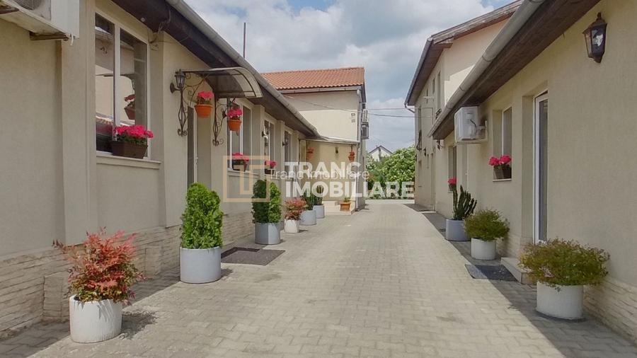 Casă generoasă cu 11 camere + spațiu comercial inclus | Calea Radnei - 5