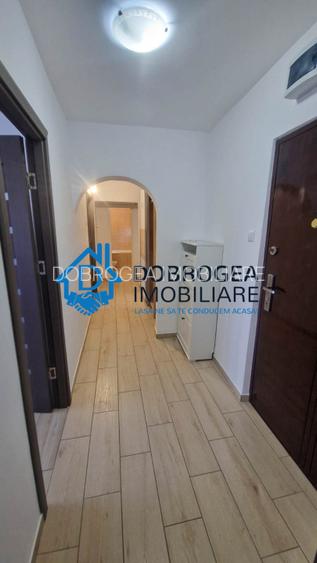 PACII- 3 CAMERE DECOMANDAT ,GAZ, SUPRAFATA 70 MP - 9