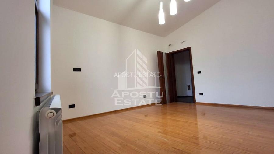 Spatiu comercial cu etaj, pentru activitati diverse - 6