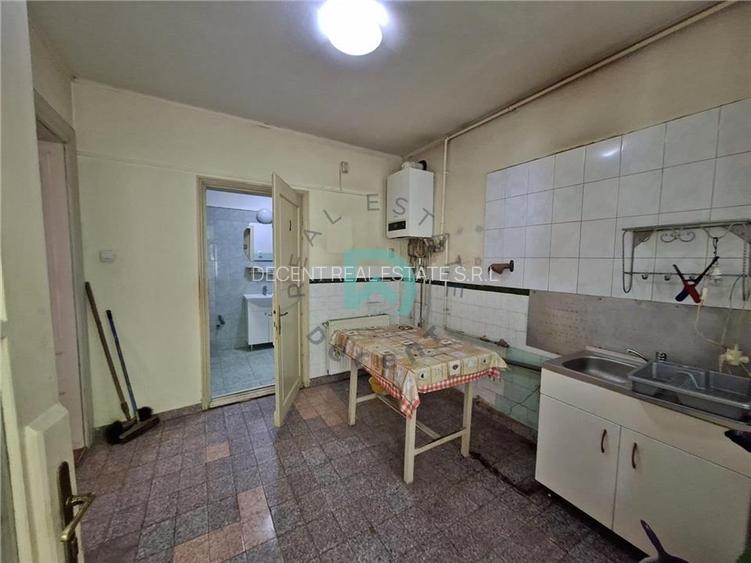 Casa De Mijloc, singur in curte, Brasov - 9