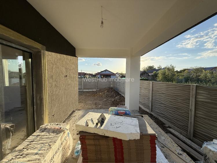 Casa individuală, 4 camere, 2 bai, 110 mp utili, 408mp teren - Utvin - 12