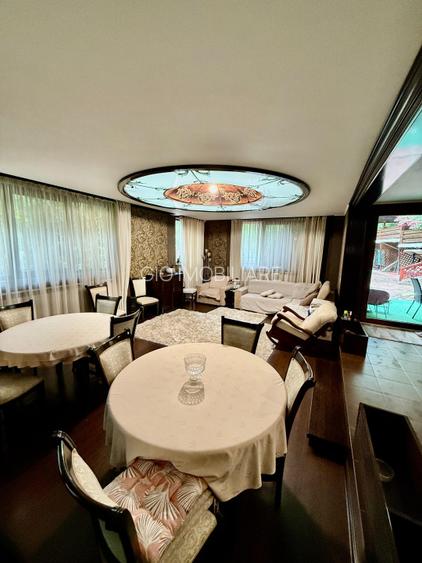 Casa de vacanta sau pensiune | Batca Doamnei | Teren in natura - 5