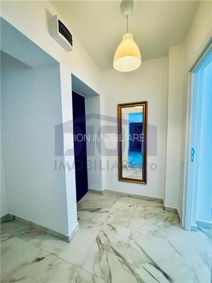 Titan - Piata Minis - Liceul Cuza - 7