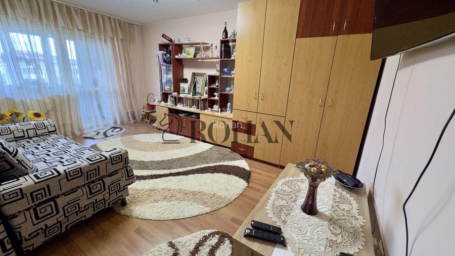 Apartament 3 camere, 70 mp total, loc de parcare, Str. Vânătorilor - 2
