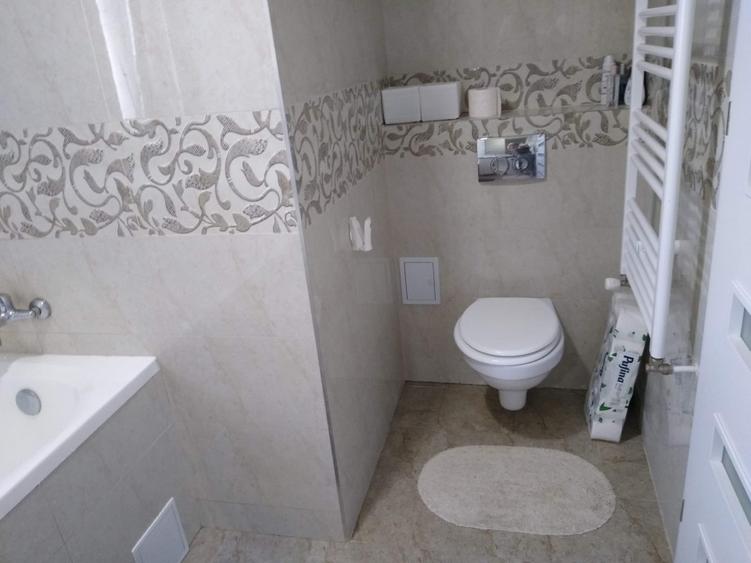 PF vand ap 3 camere in bloc nou, str Fabricii de zahar